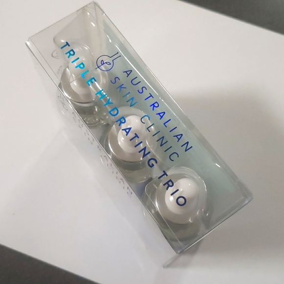 Australian Skin Clinic Triple Hydrating Trio - New in Package - Picture 4 of 7